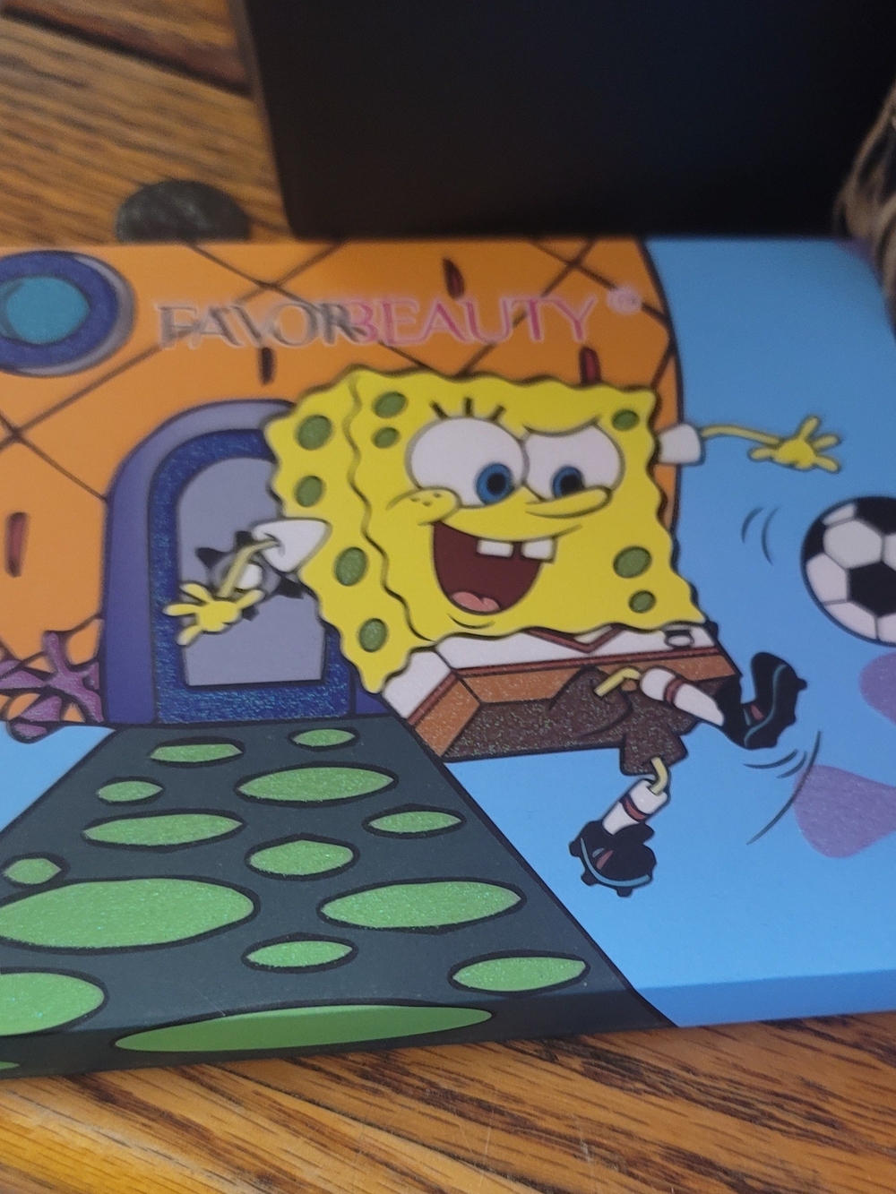 SpongeBob Limited Edition Eyeshadow Palette - Yellow